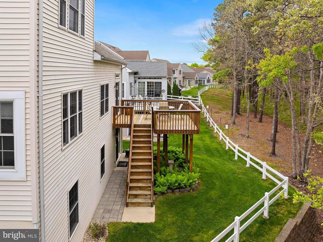 20 SPRING LAKE BLVD, Waretown, NJ 08758