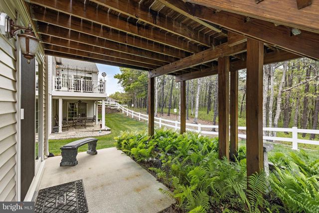 20 SPRING LAKE BLVD, Waretown, NJ 08758