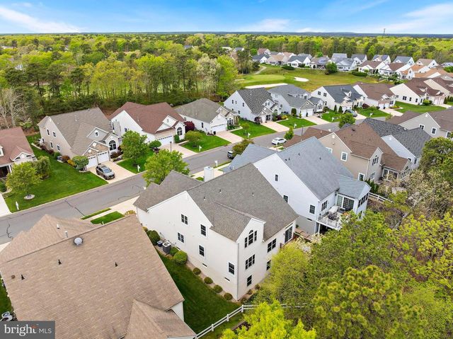20 SPRING LAKE BLVD, Waretown, NJ 08758