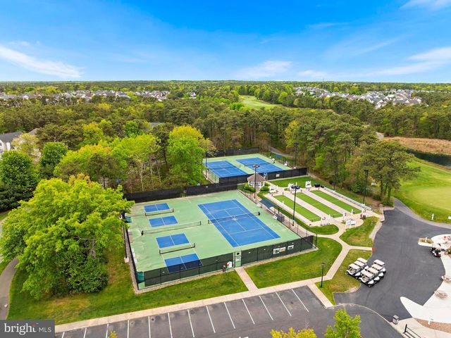 20 SPRING LAKE BLVD, Waretown, NJ 08758