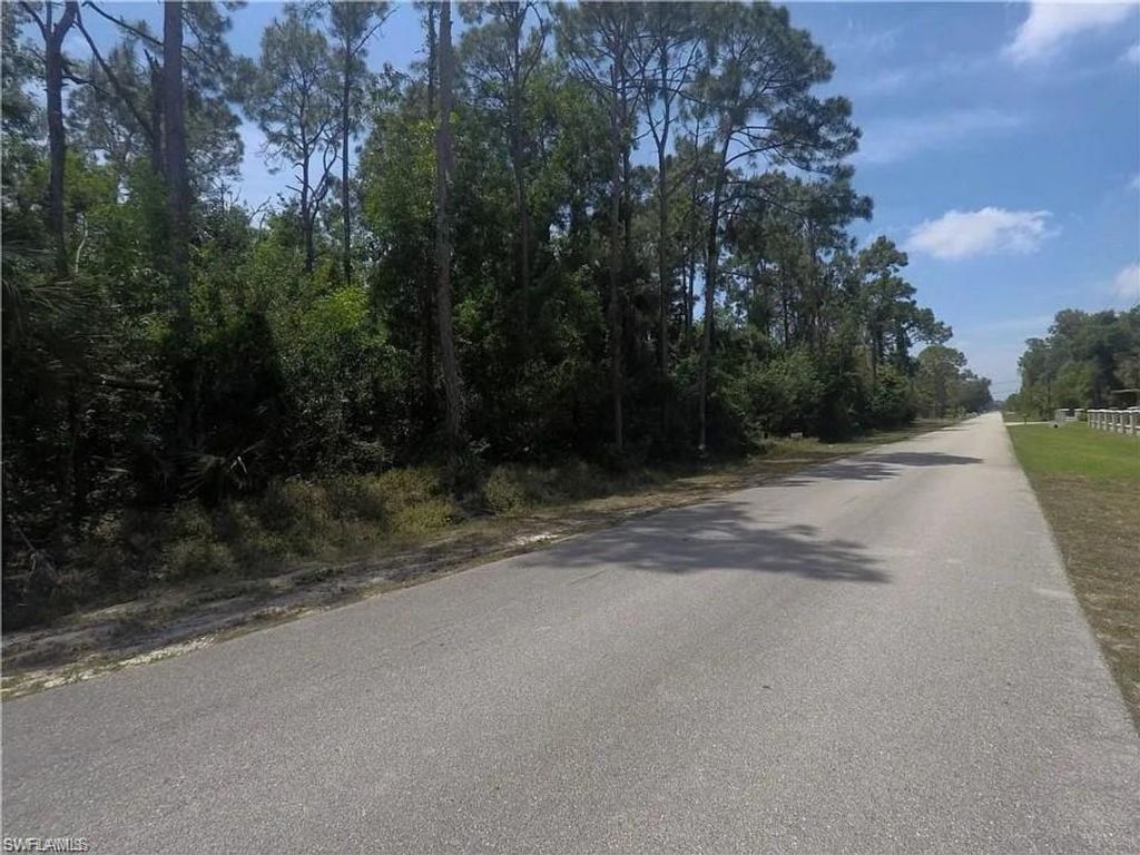 5700 Cedar Tree LN, NAPLES, FL 34116 — exterior