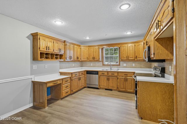 3402 Willow Lane, Joplin, MO 64801