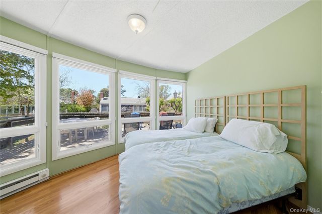 583 Bayberry Walk, Ocean Beach, NY 11770