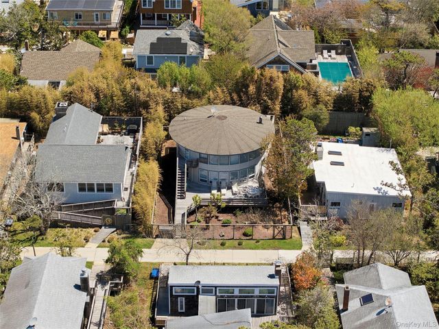 583 Bayberry Walk, Ocean Beach, NY 11770