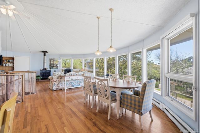 583 Bayberry Walk, Ocean Beach, NY 11770