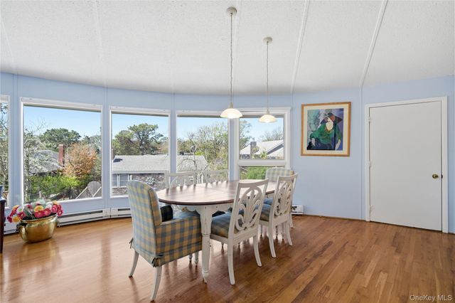 583 Bayberry Walk, Ocean Beach, NY 11770