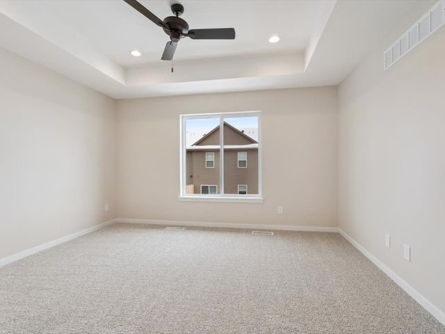 942 Dubs Drive, Iowa City, IA 52246