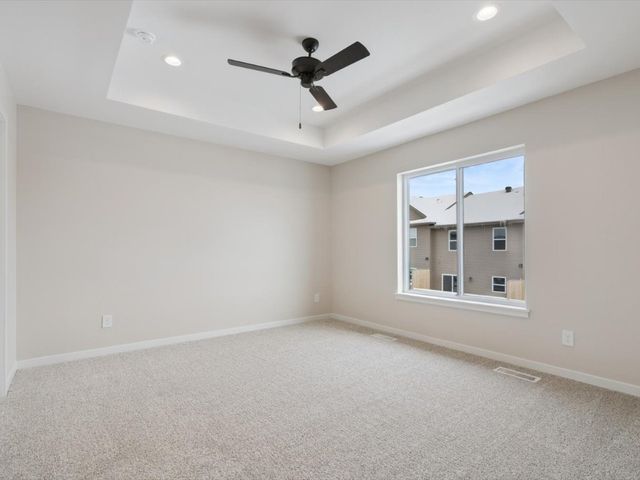 942 Dubs Drive, Iowa City, IA 52246