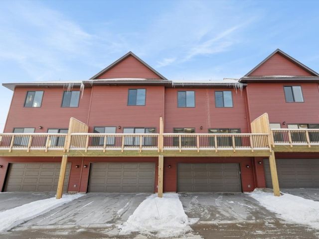 942 Dubs Drive, Iowa City, IA 52246