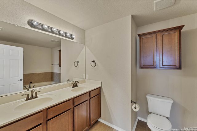 11219 Five Iron, San Antonio, TX 78221