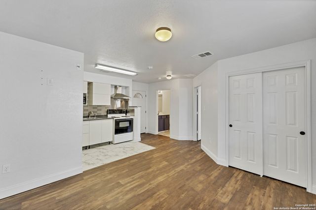 11219 Five Iron, San Antonio, TX 78221