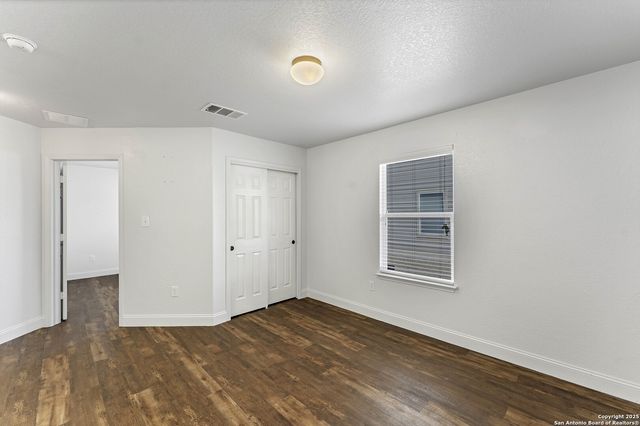 11219 Five Iron, San Antonio, TX 78221