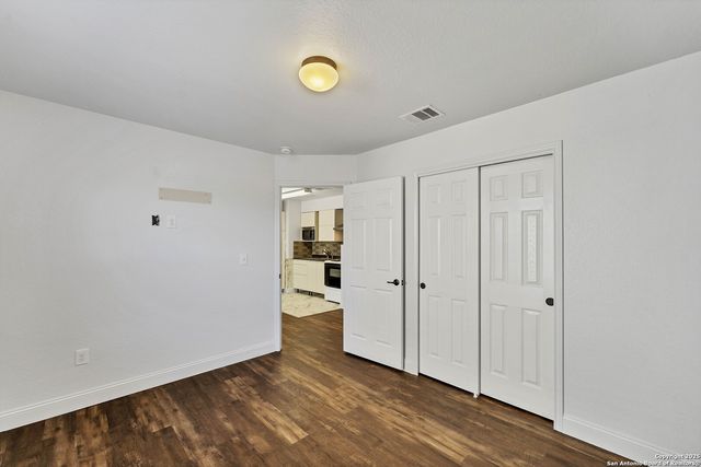 11219 Five Iron, San Antonio, TX 78221