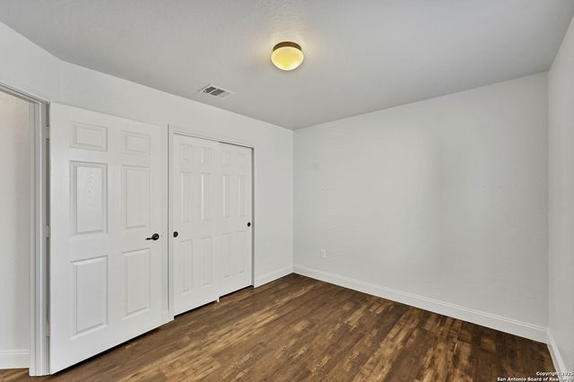 11219 Five Iron, San Antonio, TX 78221