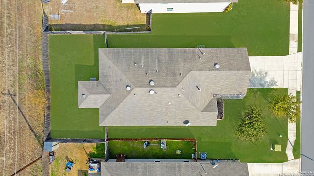 11219 Five Iron, San Antonio, TX 78221