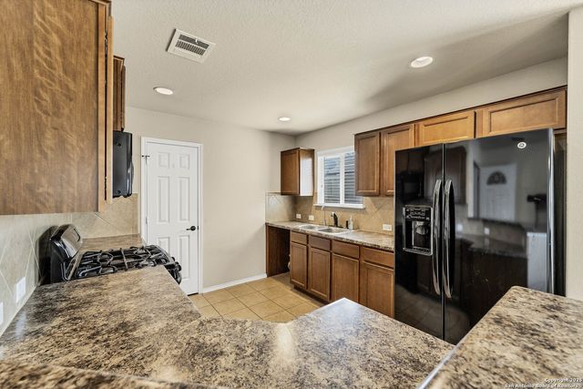 11219 Five Iron, San Antonio, TX 78221