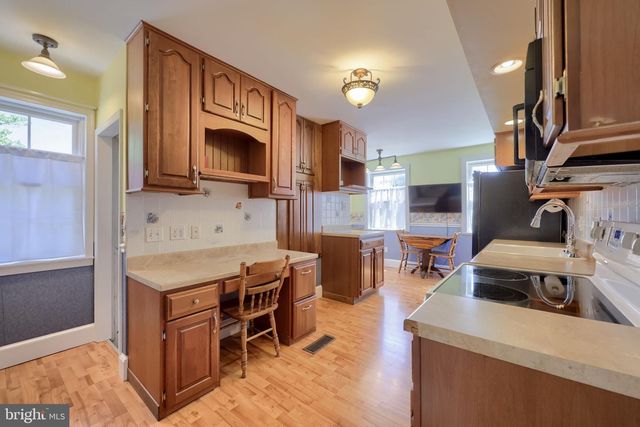 3153 MARIETTA AVE, Lancaster, PA 17601