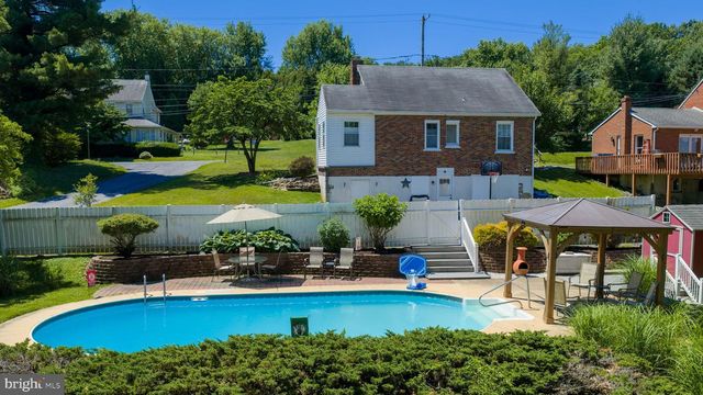 3153 MARIETTA AVE, Lancaster, PA 17601