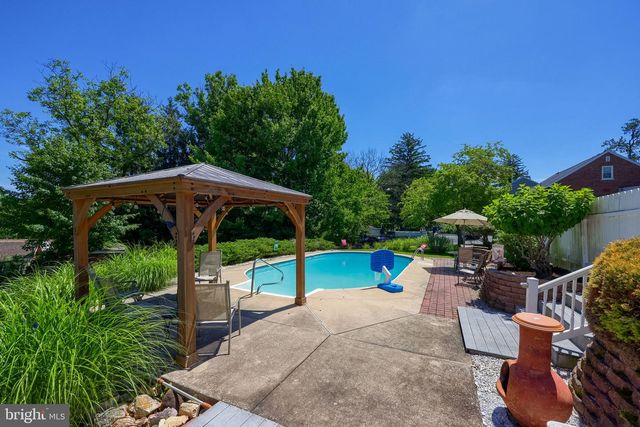 3153 MARIETTA AVE, Lancaster, PA 17601