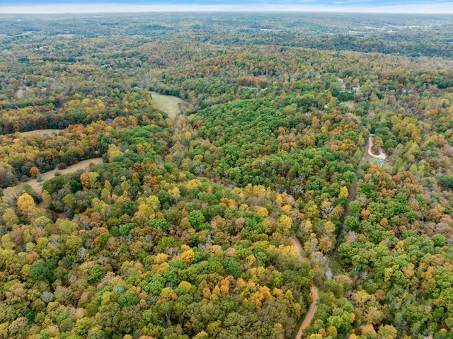 0 Bear Creek Rd, Bon Aqua, TN 37025