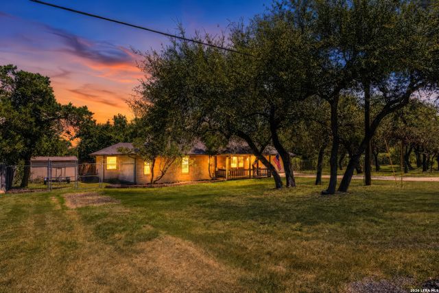 2071 CANDLELIGHT DR, Canyon Lake, TX 78133