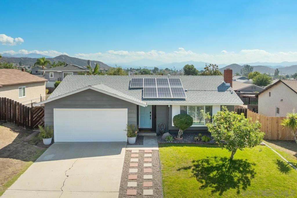 10113 Gem Tree Way, Santee, CA 92071