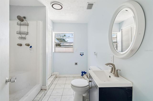 1719 JULIAN LANE DRIVE, Tampa, FL 33619