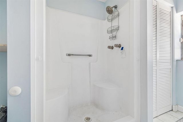 1719 JULIAN LANE DRIVE, Tampa, FL 33619