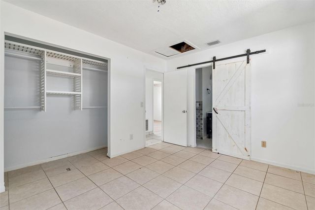 1719 JULIAN LANE DRIVE, Tampa, FL 33619