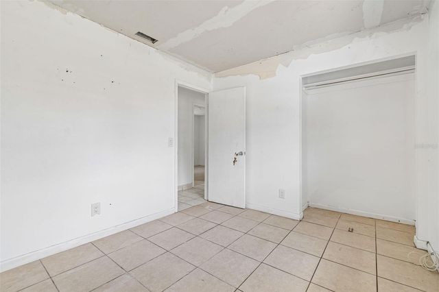 1719 JULIAN LANE DRIVE, Tampa, FL 33619