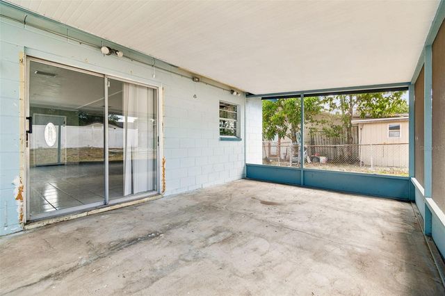 1719 JULIAN LANE DRIVE, Tampa, FL 33619