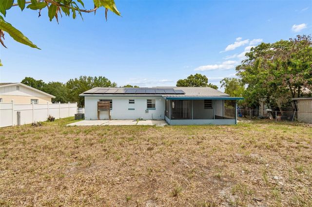 1719 JULIAN LANE DRIVE, Tampa, FL 33619