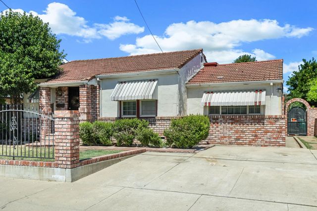 1004 S Shasta Ave, Stockton, CA 95205