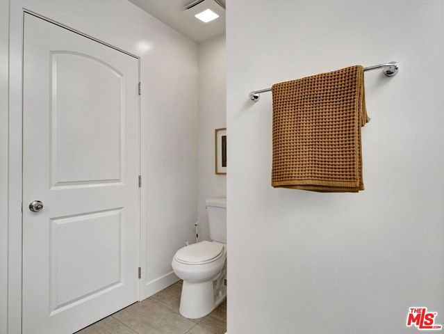 2907 Potomac Avenue, Los Angeles, CA 90016