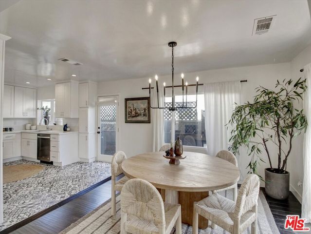 2907 Potomac Avenue, Los Angeles, CA 90016