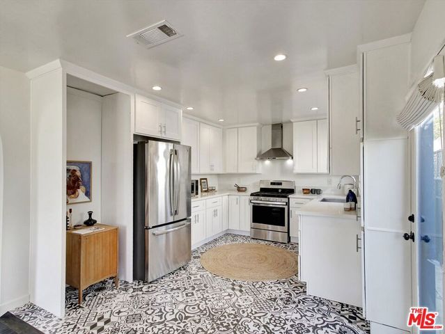 2907 Potomac Avenue, Los Angeles, CA 90016