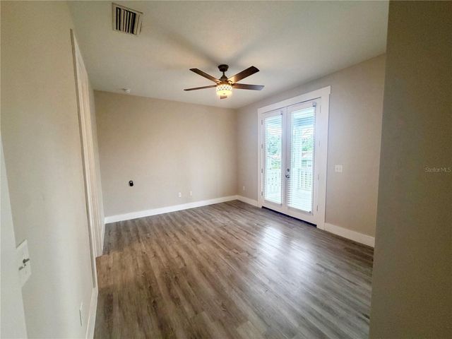 2125 W SAINT JOSEPH STREET, Tampa, FL 33607