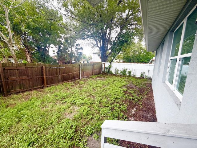 2125 W SAINT JOSEPH STREET, Tampa, FL 33607