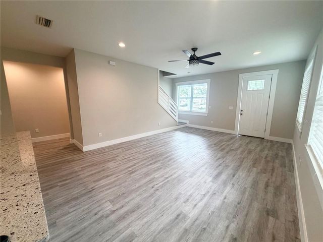 2125 W SAINT JOSEPH STREET, Tampa, FL 33607