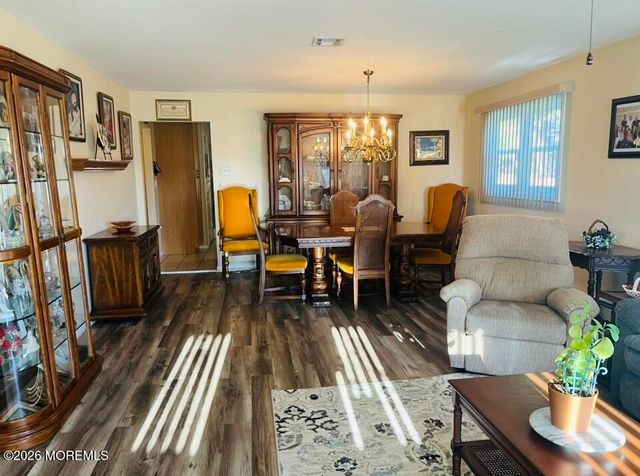 409 Costa Mesa Drive, Toms River, NJ 08757