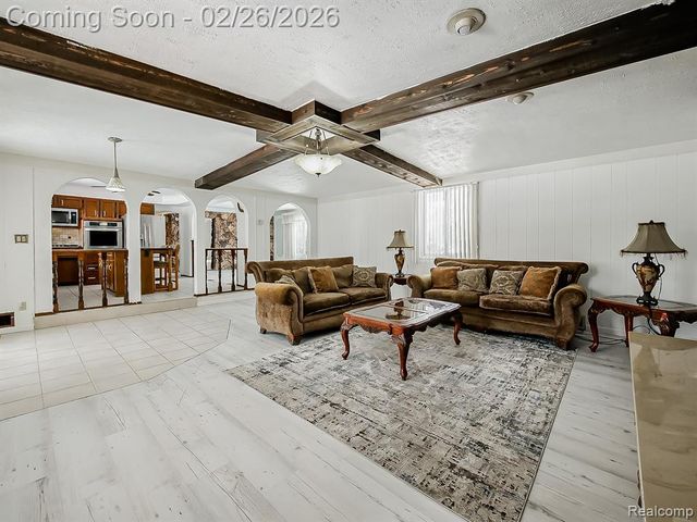 6745 24 Mile Road, Shelby Twp, MI 48316