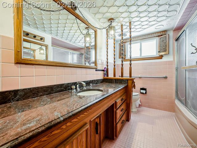 6745 24 Mile Road, Shelby Twp, MI 48316