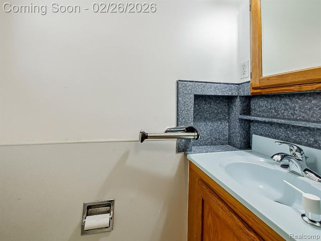 6745 24 Mile Road, Shelby Twp, MI 48316