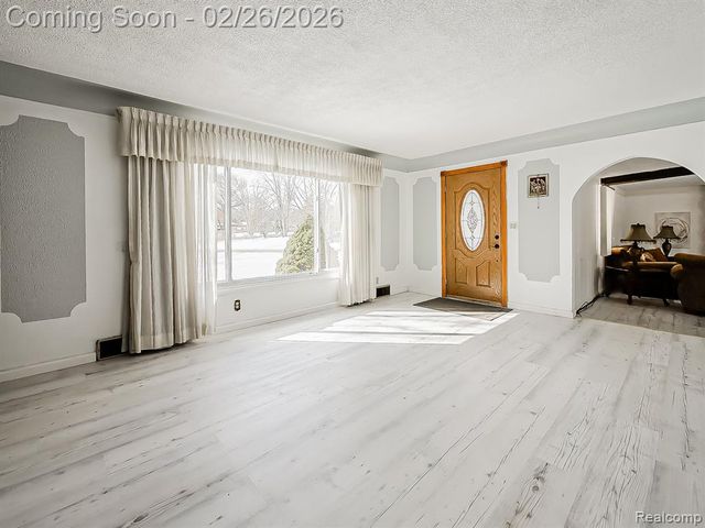 6745 24 Mile Road, Shelby Twp, MI 48316