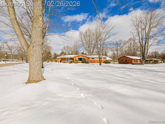 6745 24 Mile Road, Shelby Twp, MI 48316