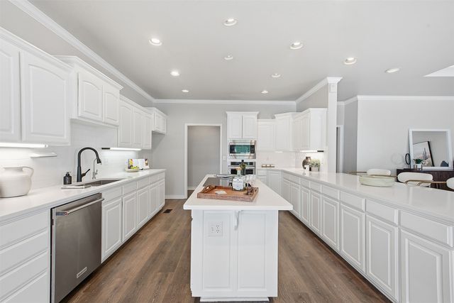 408 W Fairway Court, Broken Arrow, OK 74011