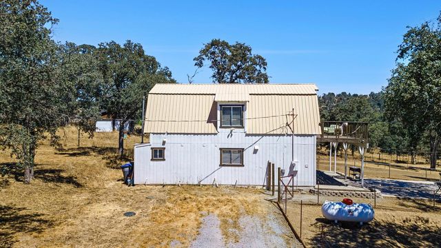 29696 Auberry Road, Prather, CA 93651