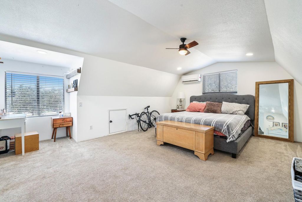 Image 19 of property listing at 29696 Auberry Road, Prather, CA 93651