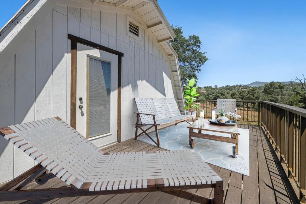 Image 22 of property listing at 29696 Auberry Road, Prather, CA 93651