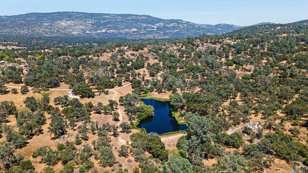 Image 37 of property listing at 29696 Auberry Road, Prather, CA 93651